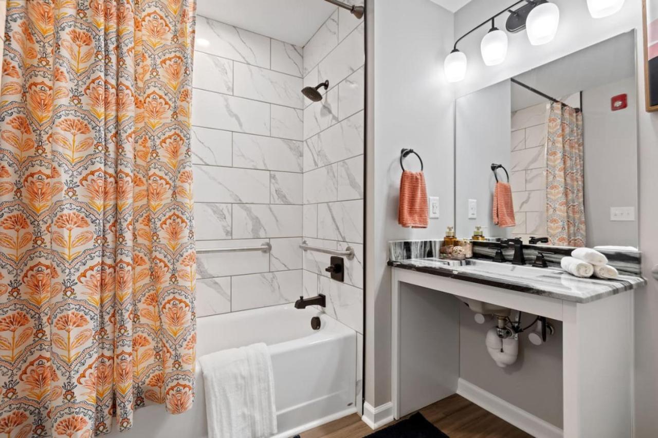 New Luxe Apt 3Br Downtown Fay Unit B فاييتفيل، كارولاينا الشمالية المظهر الخارجي الصورة